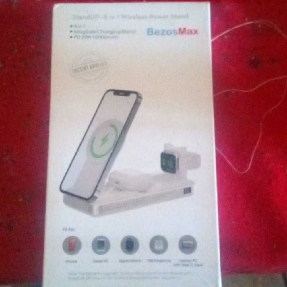 Stand up 5 in 1 wireless power bank stand
